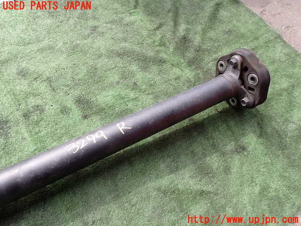 2UPJ-9232993410]レクサス・RC300h(AVC10)リアプロペラシャフト 中古_2