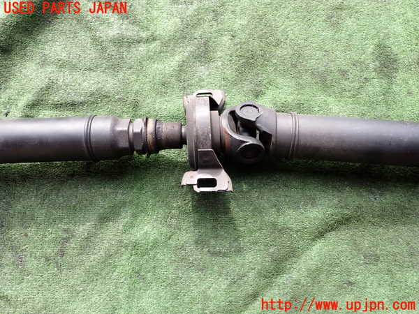 2UPJ-9232993410]レクサス・RC300h(AVC10)リアプロペラシャフト 中古_3