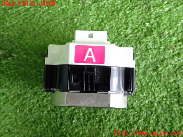 2UPJ-9232997850]レクサス・RC300h(AVC10)時計 中古_3