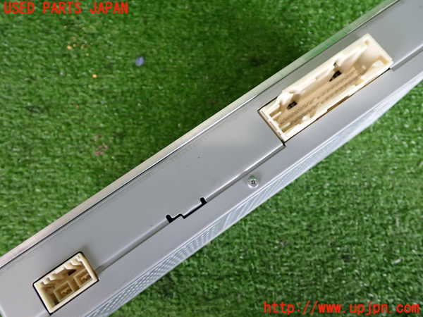 2UPJ-9232996525]レクサス・RC300h(AVC10)アンプ 中古_3