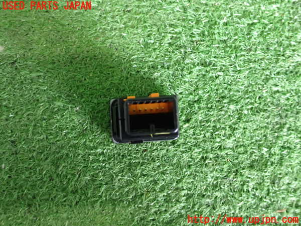 2UPJ-9232996311]レクサス・RC300h(AVC10)スイッチ6 (BSM) 中古_3