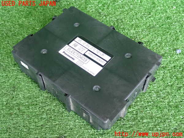 2UPJ-9232996146]レクサス・RC300h(AVC10)コンピューター1 中古_1