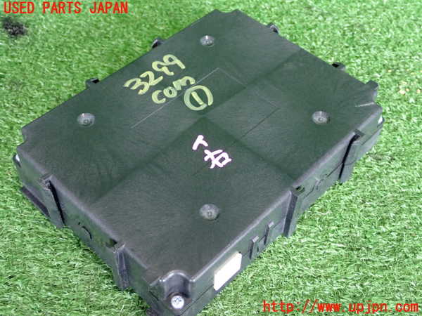 2UPJ-9232996146]レクサス・RC300h(AVC10)コンピューター1 中古_2