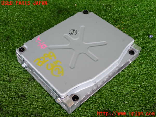 2UPJ-9232996147]レクサス・RC300h(AVC10)コンピューター2 中古_2