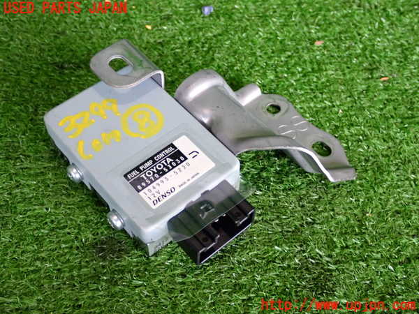 2UPJ-9232996153]レクサス・RC300h(AVC10)コンピューター8 (89570-53030) 中古_2