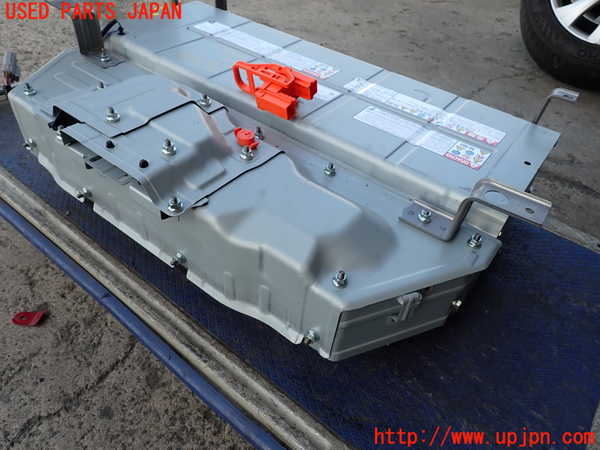 2UPJ-9232996911]レクサス・RC300h(AVC10)ハイブリッドバッテリー1 中古_2