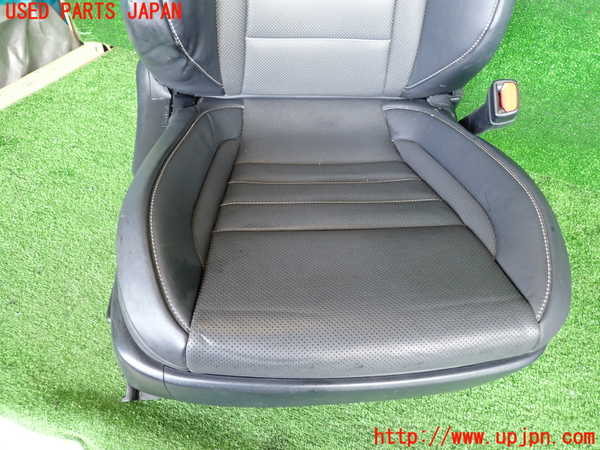 2UPJ-9232997035]レクサス・RC300h(AVC10)運転席シート 中古_2