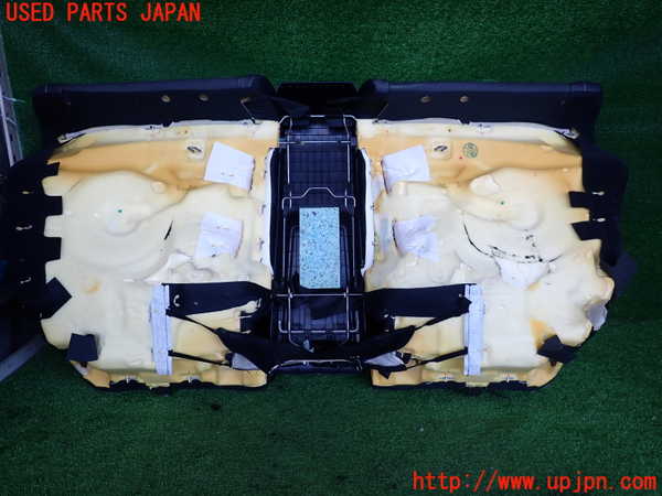 2UPJ-9232997385]レクサス・RC300h(AVC10)リアシート 中古_3