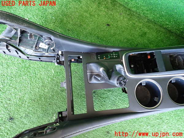 2UPJ-9232997540]レクサス・RC300h(AVC10)センターコンソール 中古_2