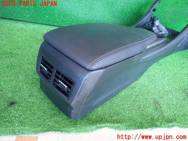 2UPJ-9232997540]レクサス・RC300h(AVC10)センターコンソール 中古_4