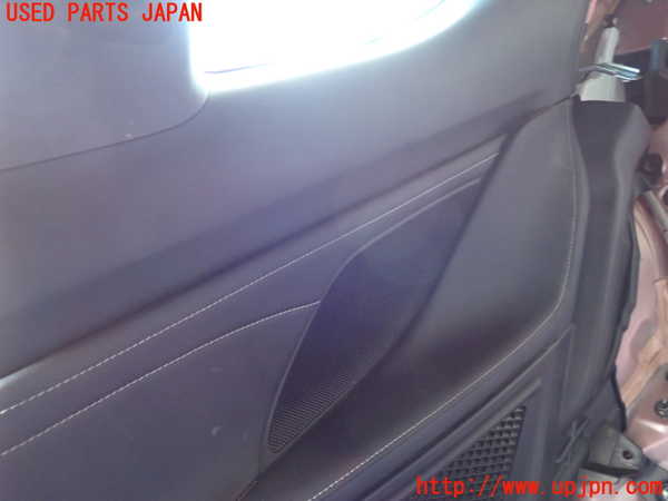 2UPJ-9232997675]レクサス・RC300h(AVC10)右リアピラートリム 中古_4