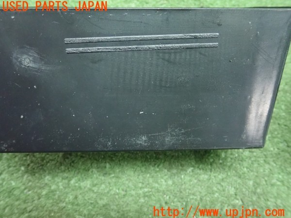 3UPJ=9233000652]ベンツ CLS350(218359 C218)社外 ドアハンドルポケット ドアポケット 小物入れ 収納ボックス 中古_3