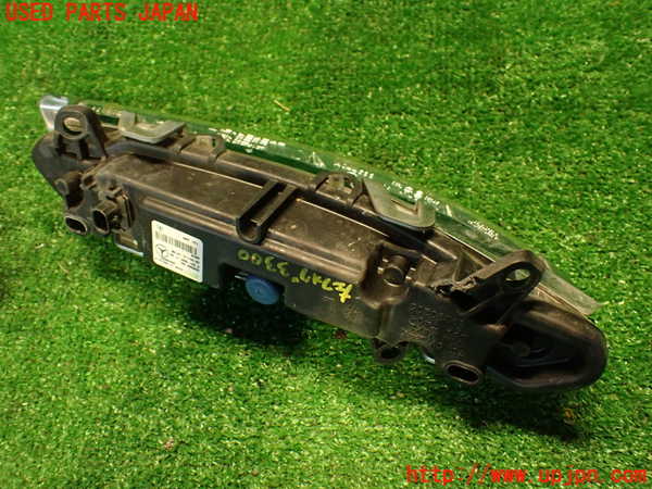 2UPJ-9233001182]ベンツ CLS350(218359)(218)左フォグ 中古_4