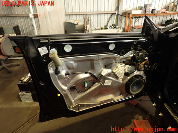 2UPJ-9233001260]ベンツ CLS350(218359)(218)左前ドア 中古(43R-000677 M35)_4