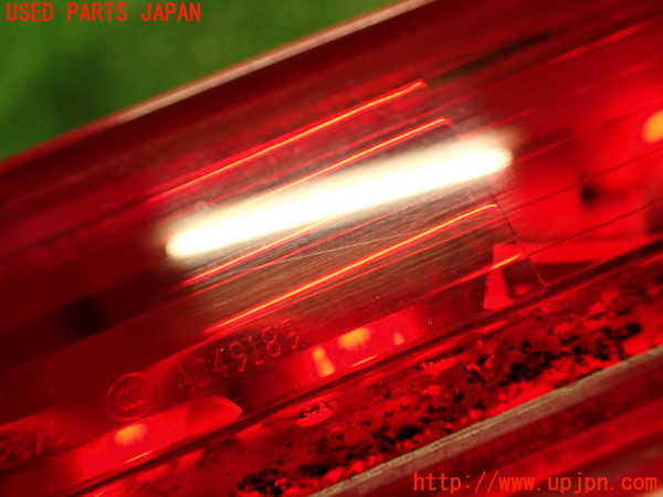 2UPJ-9233001559]ベンツ CLS350(218359)(218)リアフィニッシャー 中古_3