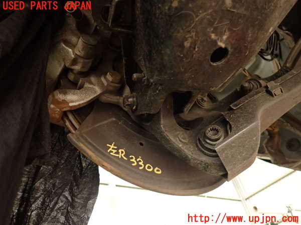 2UPJ-9233004305]ベンツ CLS350(218359)(218)左リアナックルハブ 中古_2