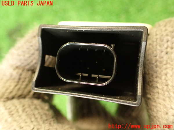 2UPJ-9233006382]ベンツ CLS350(218359)(218)センサー2 中古_3