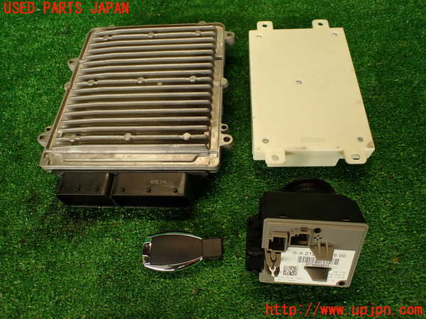2UPJ-9233006110]ベンツ CLS350(218359)(218)エンジンコンピューター 中古_2