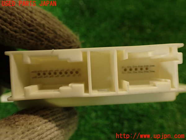2UPJ-9233006149]ベンツ CLS350(218359)(218)コンピューター4 中古_3