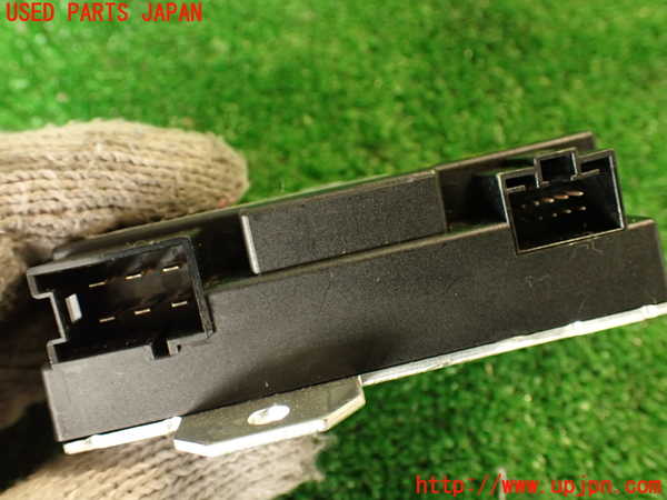 2UPJ-9233006150]ベンツ CLS350(218359)(218)コンピューター5 (Fuel Pump) 中古_3
