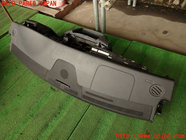 2UPJ-9233007505]ベンツ CLS350(218359)(218)ダッシュボード 中古_2