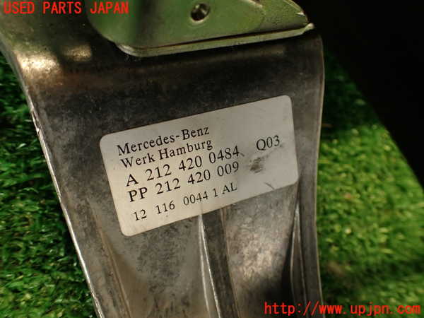 2UPJ-9233007550]ベンツ CLS350(218359)(218)サイドブレーキレバー 中古_4