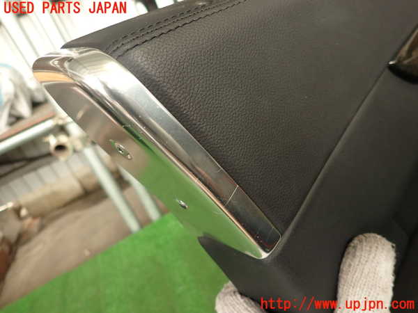 2UPJ-9233001264]ベンツ CLS350(218359)(218)左前ドア内張り 中古_3