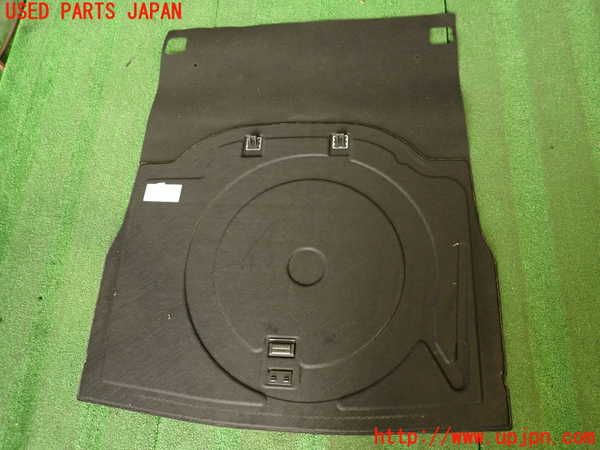 2UPJ-9233007771]ベンツ CLS350(218359)(218)ラゲッジトレイ1 中古_3