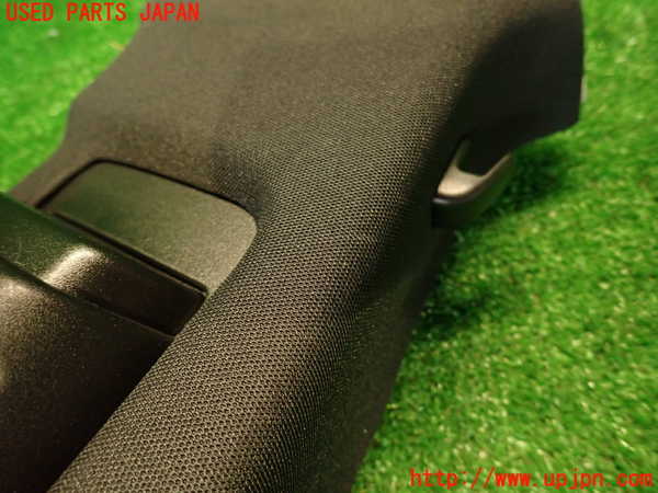 2UPJ-9233007665]ベンツ CLS350(218359)(218)右センターピラートリム 中古_4