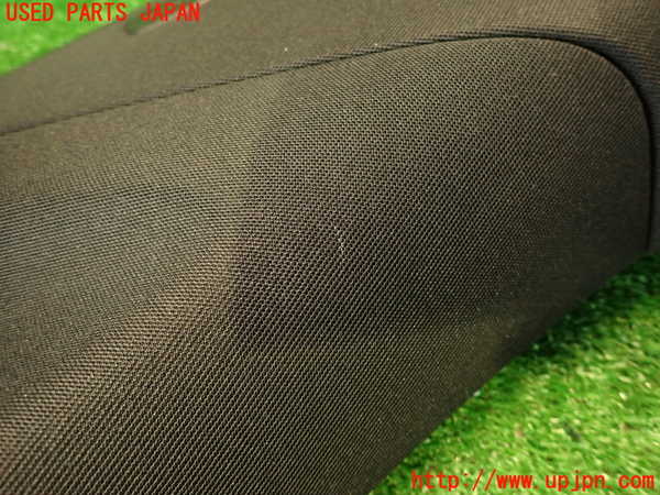 2UPJ-9233007680]ベンツ CLS350(218359)(218)左リアピラートリム 中古_3