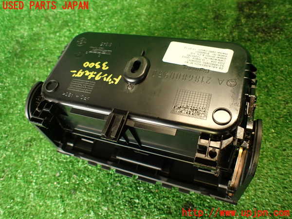2UPJ-9233007810]ベンツ CLS350(218359)(218)ドリンクホルダー 中古_5