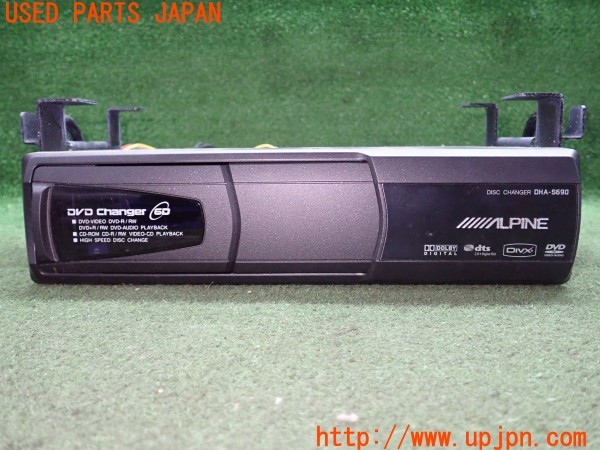 3UPJ=9233010501]BMW ミニ(MINI)クーパー (XR15M F56)ALPINE アルパイン DHA-S690 マルチメディアチェンジャー DVDチェンジャー 中古_3