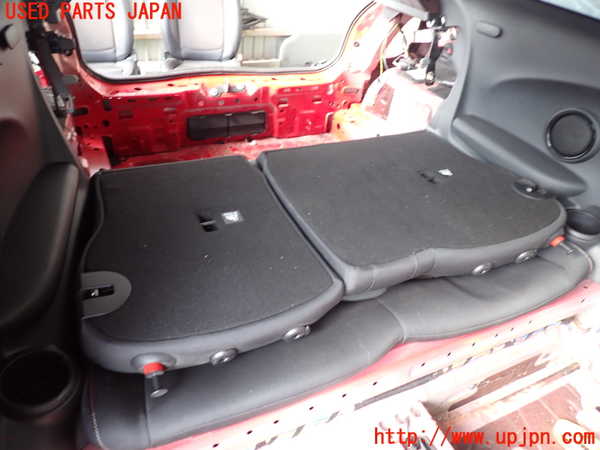 2UPJ-9233017385]BMW ミニ(MINI)クーパー F56(XR15M)リアシート 中古_2