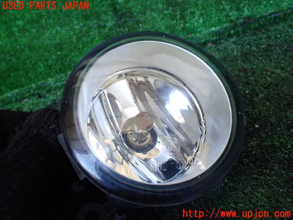 1UPJ-9233021182]NV350 キャラバン バン(VW2E26)左フォグ 中古_2