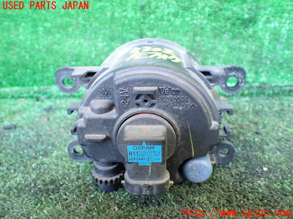 1UPJ-9233021182]NV350 キャラバン バン(VW2E26)左フォグ 中古_3