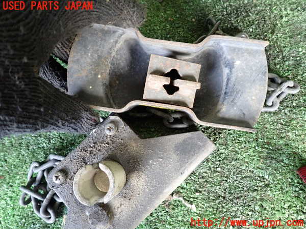1UPJ-9233021700]NV350 キャラバン バン(VW2E26)スペアタイヤキャリア 中古_2