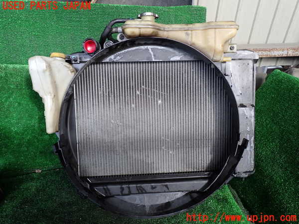 1UPJ-9233022321]NV350 キャラバン バン(VW2E26)ラジエーター1 ジャンク部品取り_3