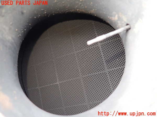 1UPJ-9233022661]NV350 キャラバン バン(VW2E26)触媒1 中古_3