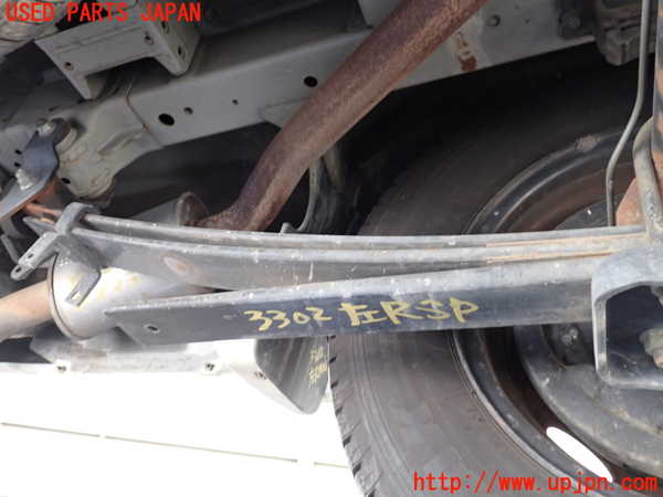 1UPJ-9233025105]NV350 キャラバン バン(VW2E26)左リアスプリング (リーフスプリング) 中古_2