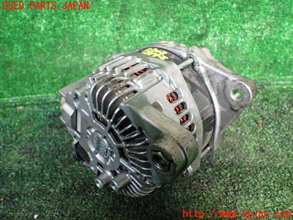 1UPJ-9233026015]NV350 キャラバン バン(VW2E26)オルタネーター(ダイナモ) 中古_2
