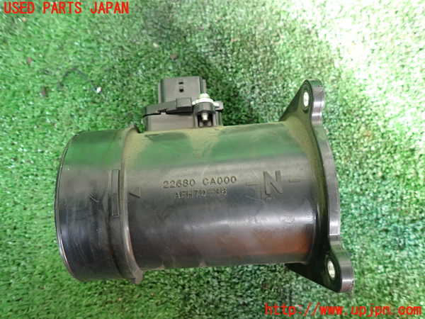 1UPJ-9233026320]NV350 キャラバン バン(VW2E26)エアフロメーター 中古_2