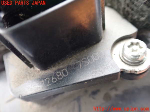 1UPJ-9233026320]NV350 キャラバン バン(VW2E26)エアフロメーター 中古_3