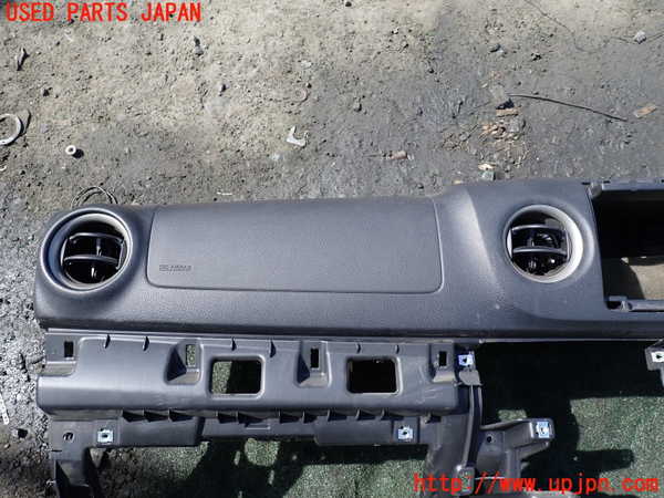 1UPJ-9233027505]NV350 キャラバン バン(VW2E26)ダッシュボード 中古_2