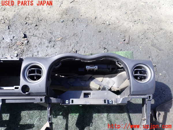 1UPJ-9233027505]NV350 キャラバン バン(VW2E26)ダッシュボード 中古_3