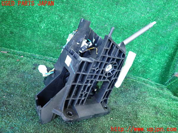 1UPJ-9233027555]NV350 キャラバン バン(VW2E26)ATシフトレバー 中古_3