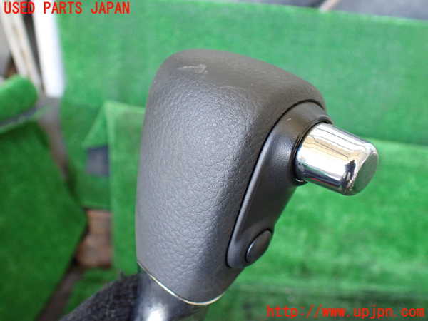 1UPJ-9233027570]NV350 キャラバン バン(VW2E26)シフトノブ 中古_3
