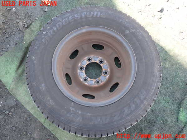 1UPJ-9233029026]NV350 キャラバン バン(VW2E26)タイヤ　ホイール　1本① 195/80R15 中古_3