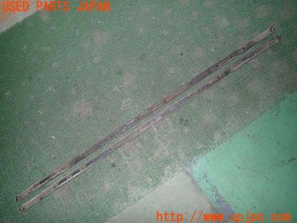 3UPJ=9233040012]ベンツ 500SL(不明 R107)純正 サイドアンダーモール 中古_5