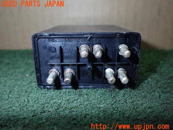 3UPJ=9233040581]ベンツ 500SL(不明 R107)純正 0025451805 エアコンコンプレッサーリレー 中古_3
