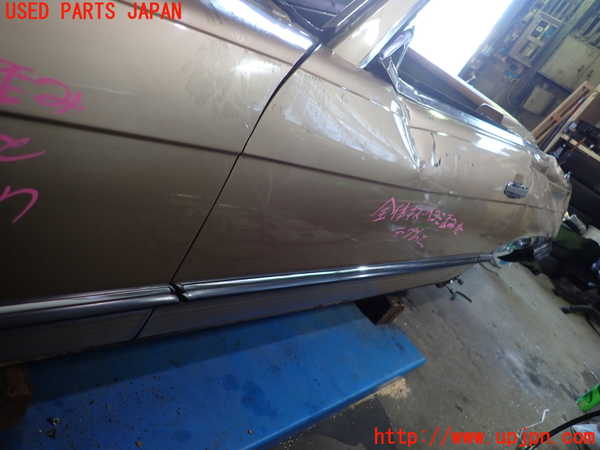 1UPJ-9233041260]ベンツ 500SL(不明)左ドア 中古_4